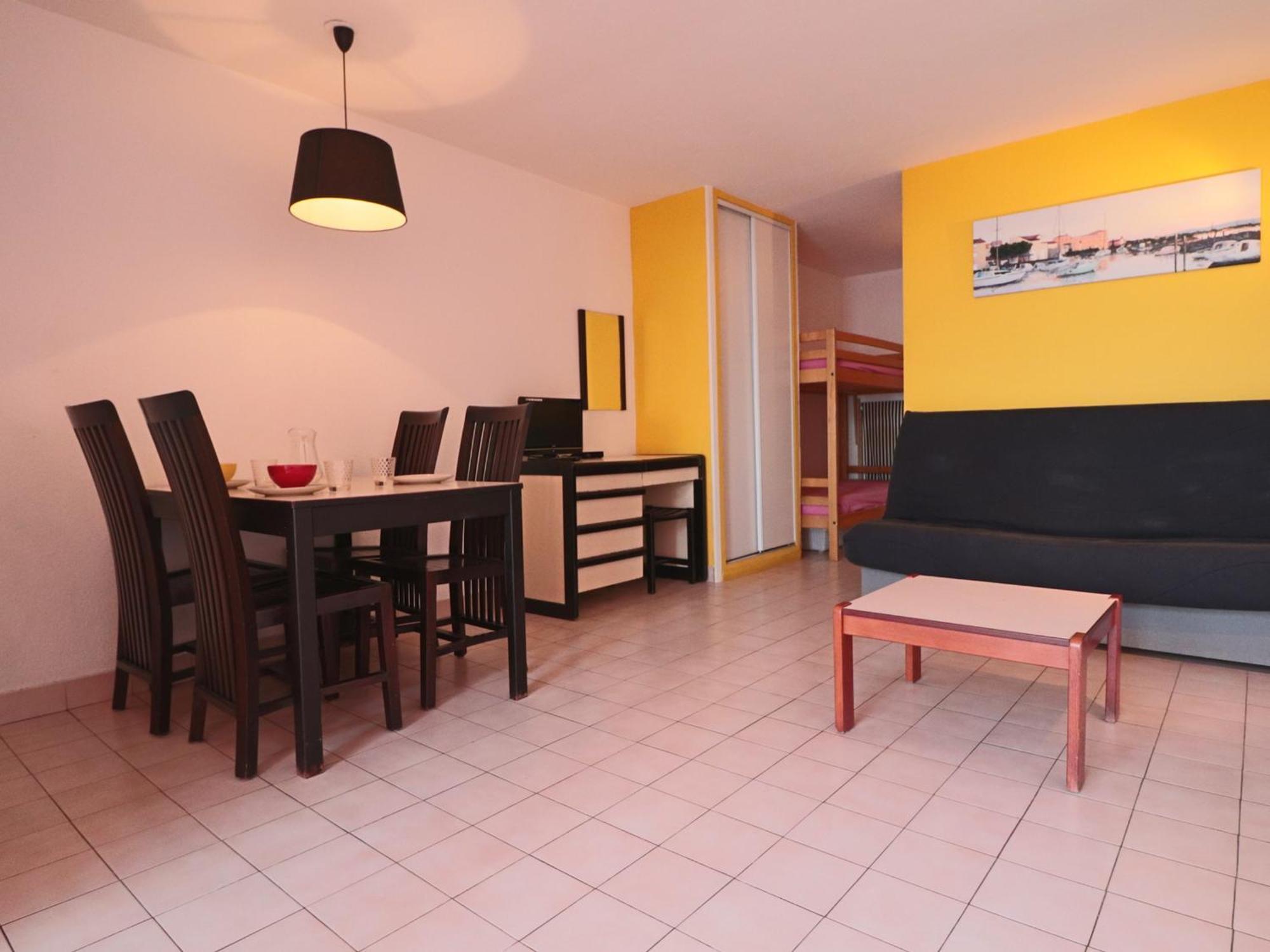 Studio Sète, 1 pièce, 4 personnes - FR-1-472A-148 Appartement